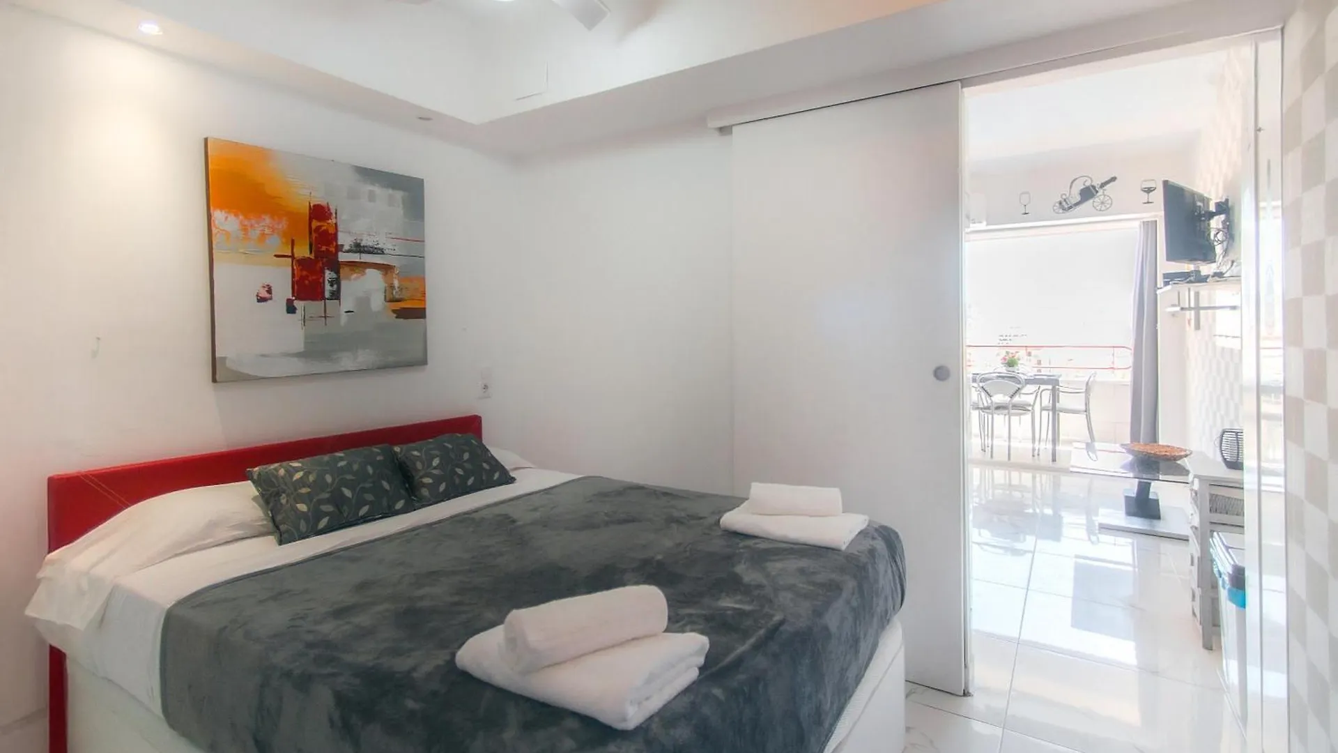 Apartment Welcs Estudio 248 Emp Con Una Hermosa Vista Spain